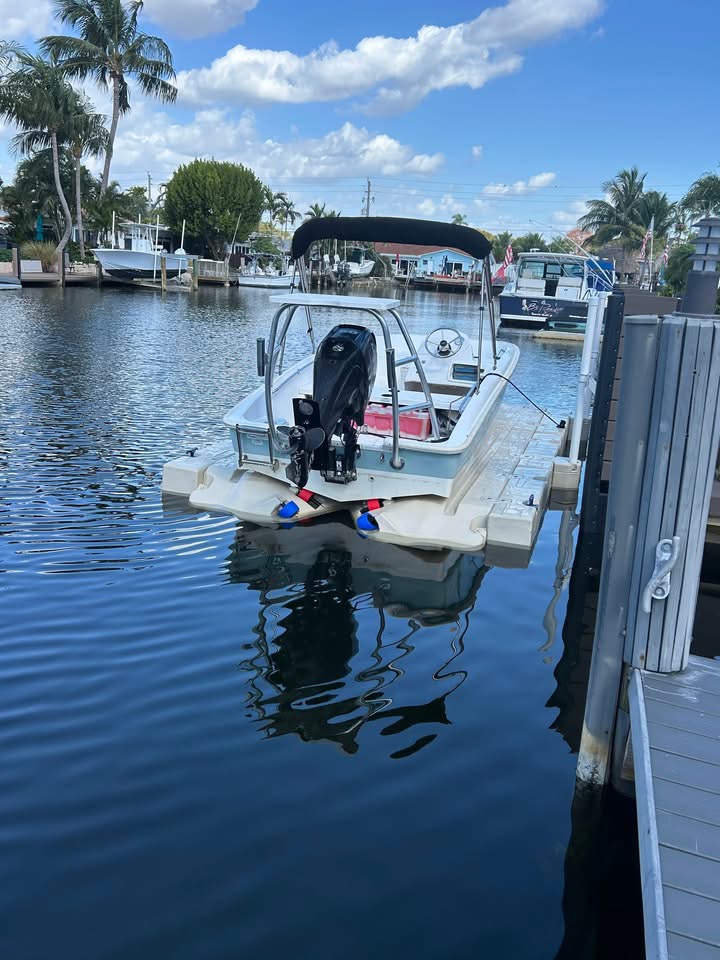 PRO 170 Boat Port 10